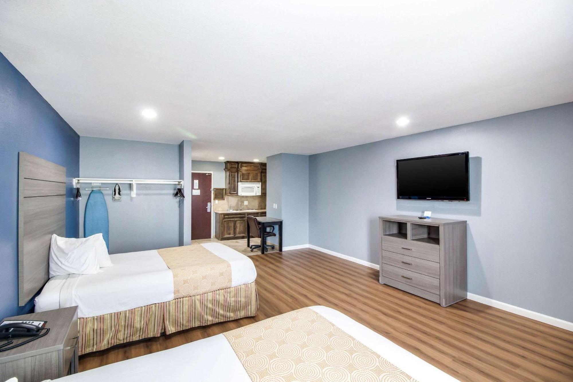 Rodeway Inn & Suites Port Arthur - Groves Extérieur photo