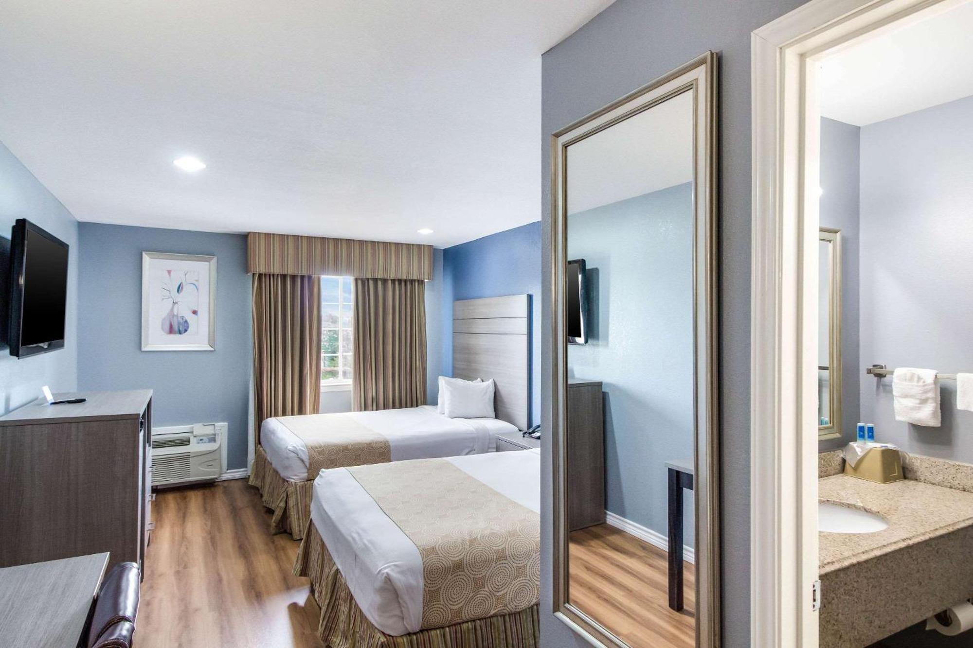 Rodeway Inn & Suites Port Arthur - Groves Extérieur photo