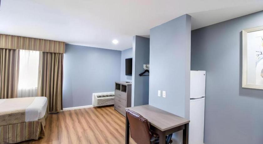Rodeway Inn & Suites Port Arthur - Groves Extérieur photo