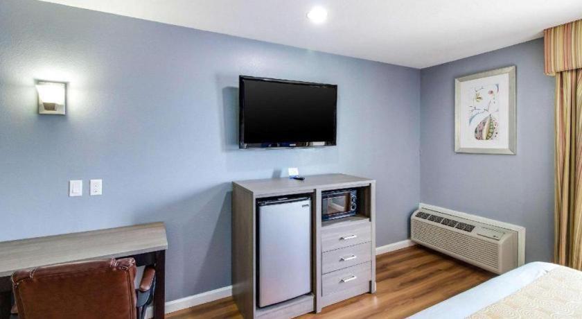Rodeway Inn & Suites Port Arthur - Groves Extérieur photo