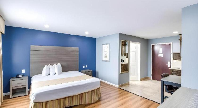 Rodeway Inn & Suites Port Arthur - Groves Extérieur photo