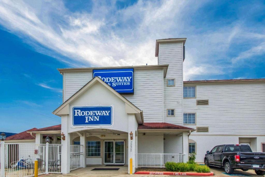 Rodeway Inn & Suites Port Arthur - Groves Extérieur photo